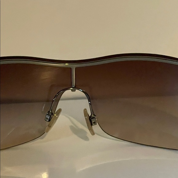 Burberry Brown Gradient Rimless Shield Sunglasses - Picture 6 of 13